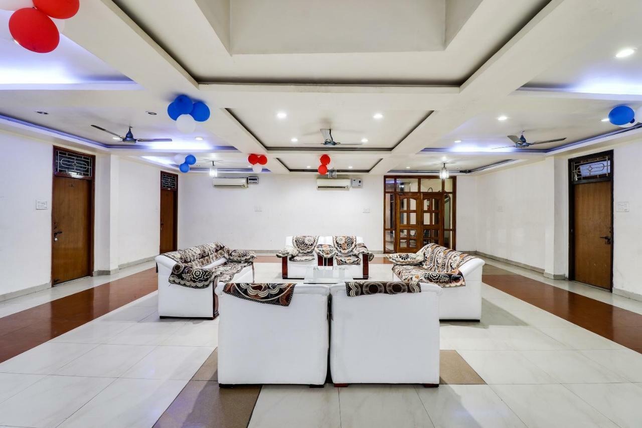 Oyo 43936 Hotel Rajputana Palace Farrukhabad Exterior foto