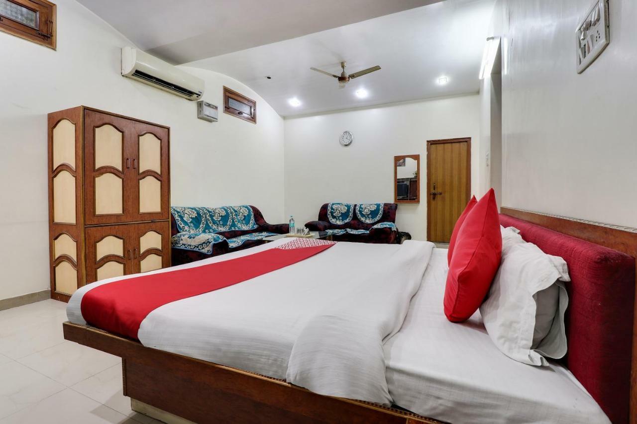 Oyo 43936 Hotel Rajputana Palace Farrukhabad Exterior foto